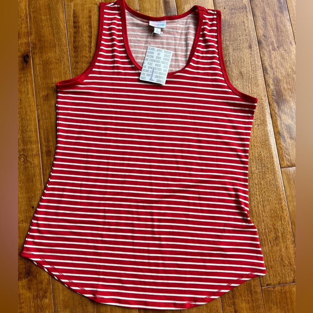 NWT Lularoe tank top size L perfect for 4th of July, bbqs and fireworks!!